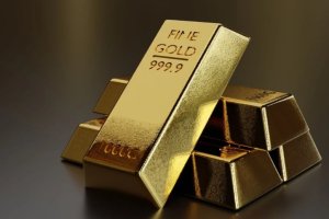 Billionaire investor Ray Dalio called gold a "unique and excellent diversification tool" and urged investors to ride the wave.